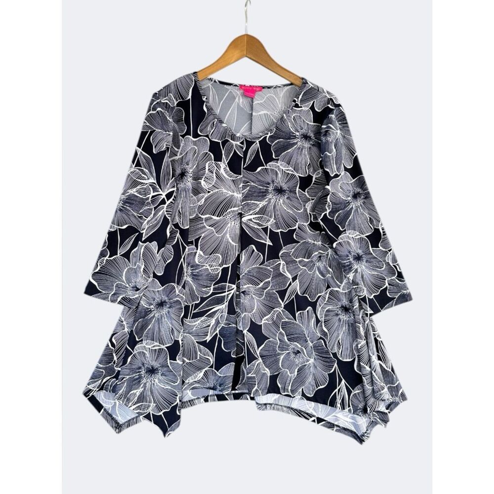 🎉5 for $45🎉 Sunny leigh top blouse shirt size L